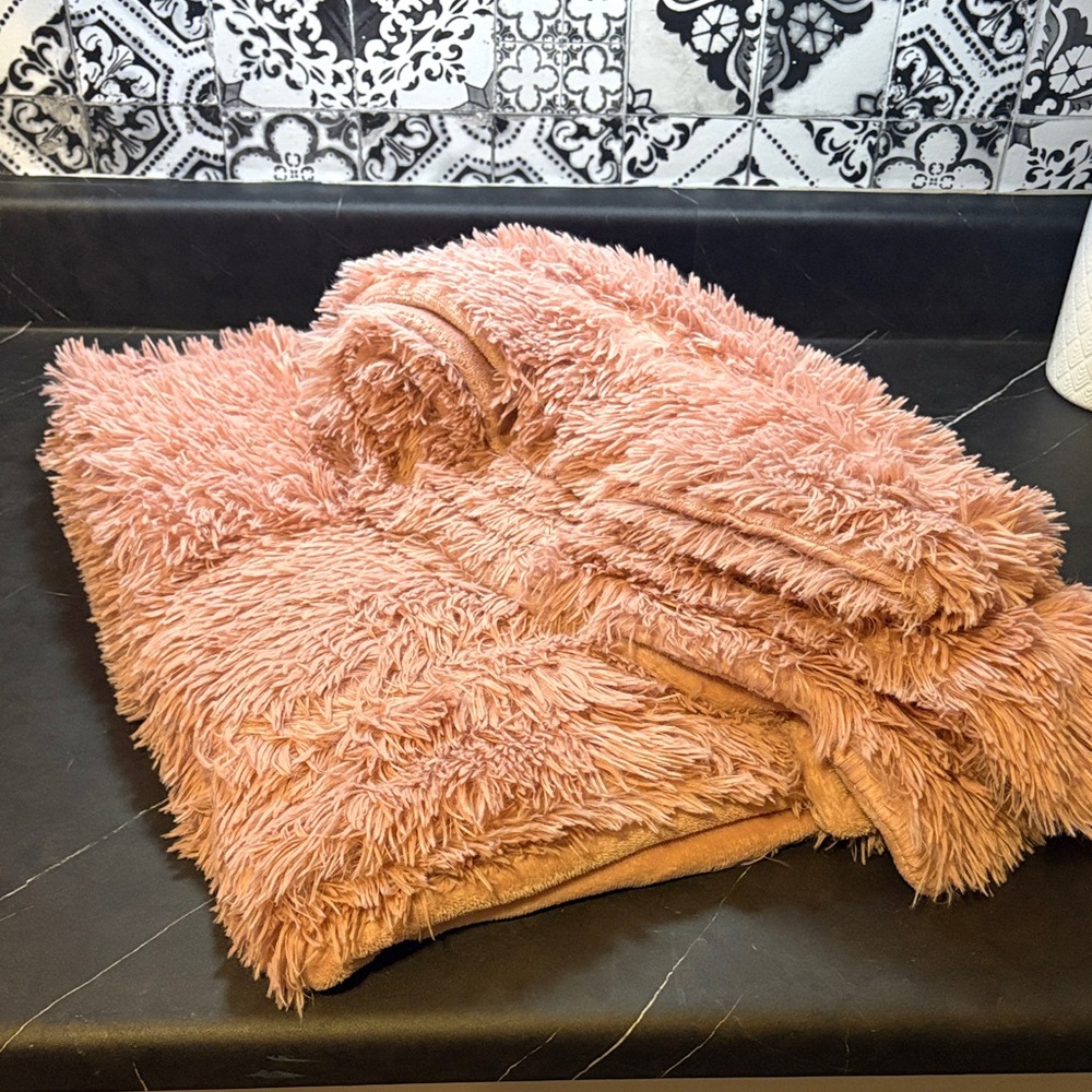 Fluffy Pink Throw Blanket